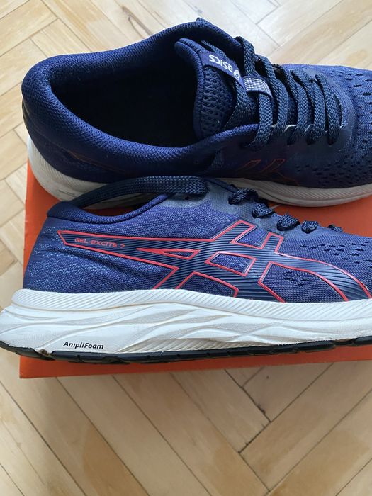 asics amplifoam gel excite 7
