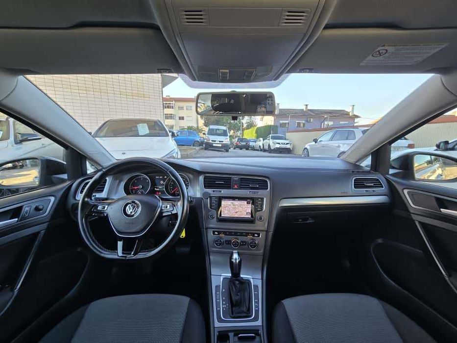 VOLKSWAGEN GOLF VII 1.6TDI 110CV DSG "LOOK GTI"