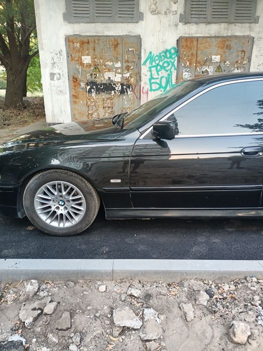 Продам BMW E 39 M54B25