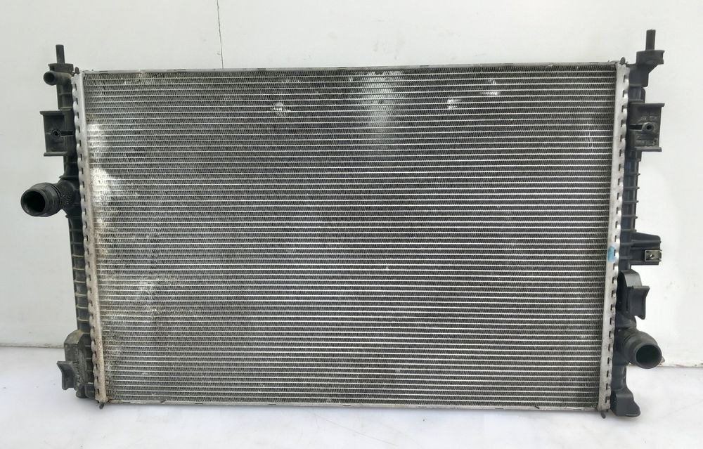 Radiador de água PEUGEOT 5008 II (M_)