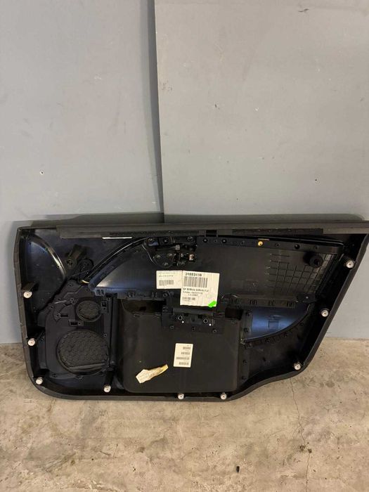 Boczek tapicerka lewy przód Volvo V70 III S80 II EU