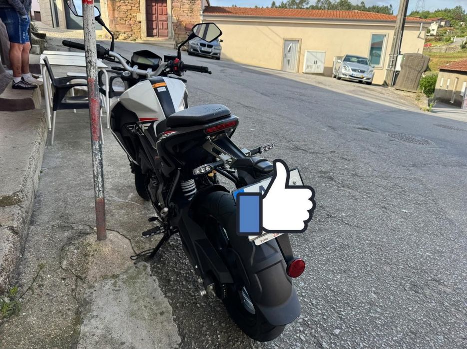 Motociclo simi-nova