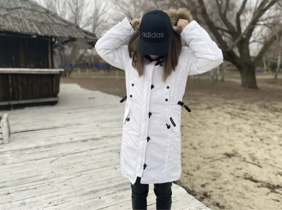 Акція Біла Зимова парка пуховик Канада Гус Canada Goose Кенсінгтон