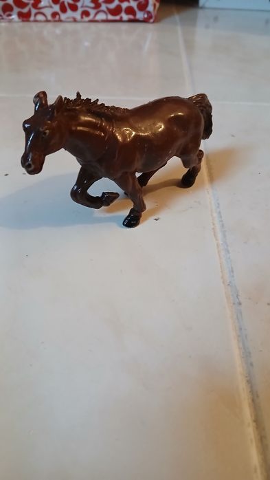Brinquedo de Animais Cavalos/cabras diversos.