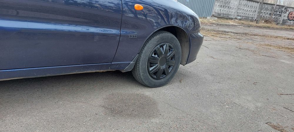 Продам Ланос Сенс на повному бойовому ходу...