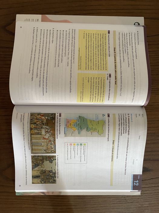 Caderno de atividades História A - 10 ano