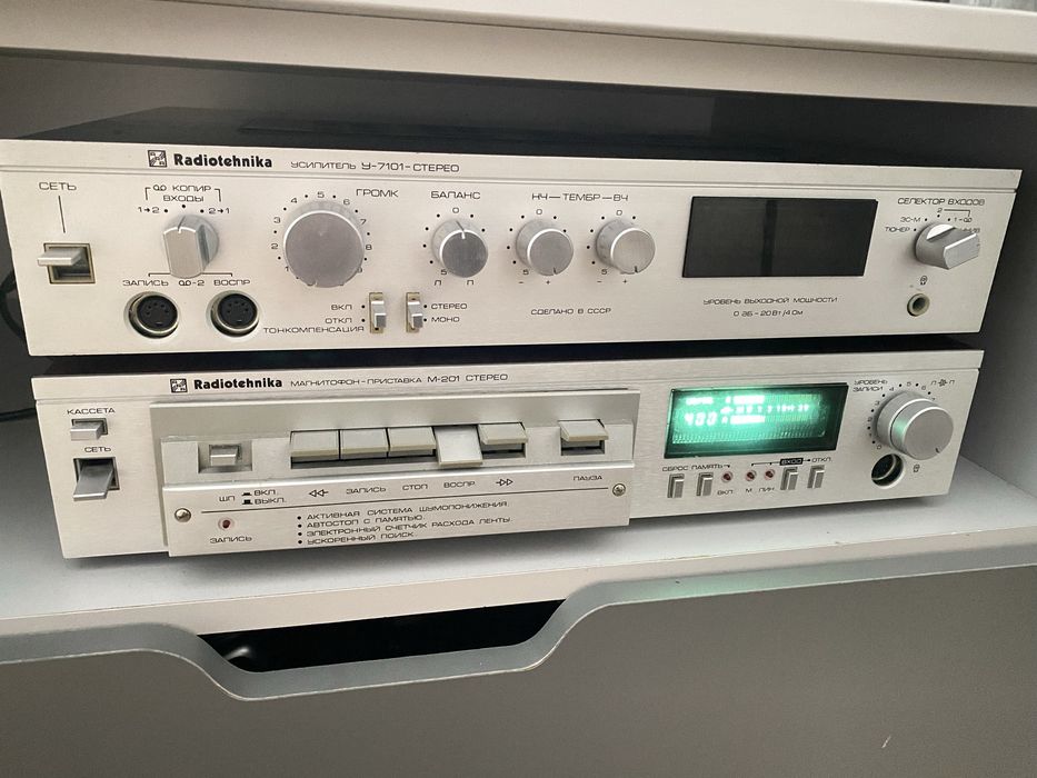 Магнитофон Radiotehnika м-201