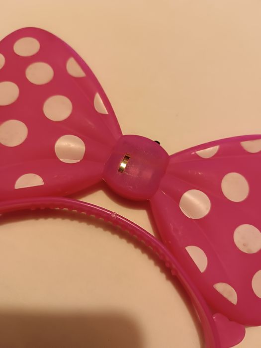 Bandolete Fantasia Minnie Mouse. Laço Rosa