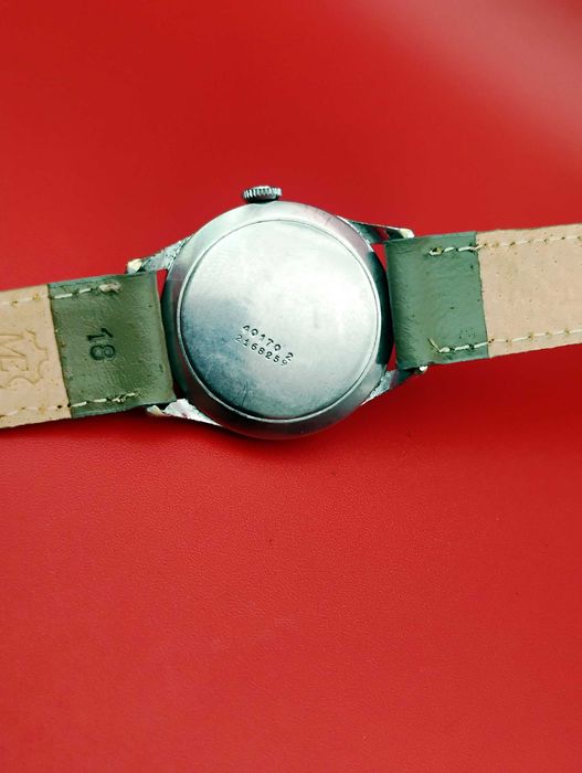 CERTINA 400 z dolną sekundą mechaniczny zegarek vintage do renowacji