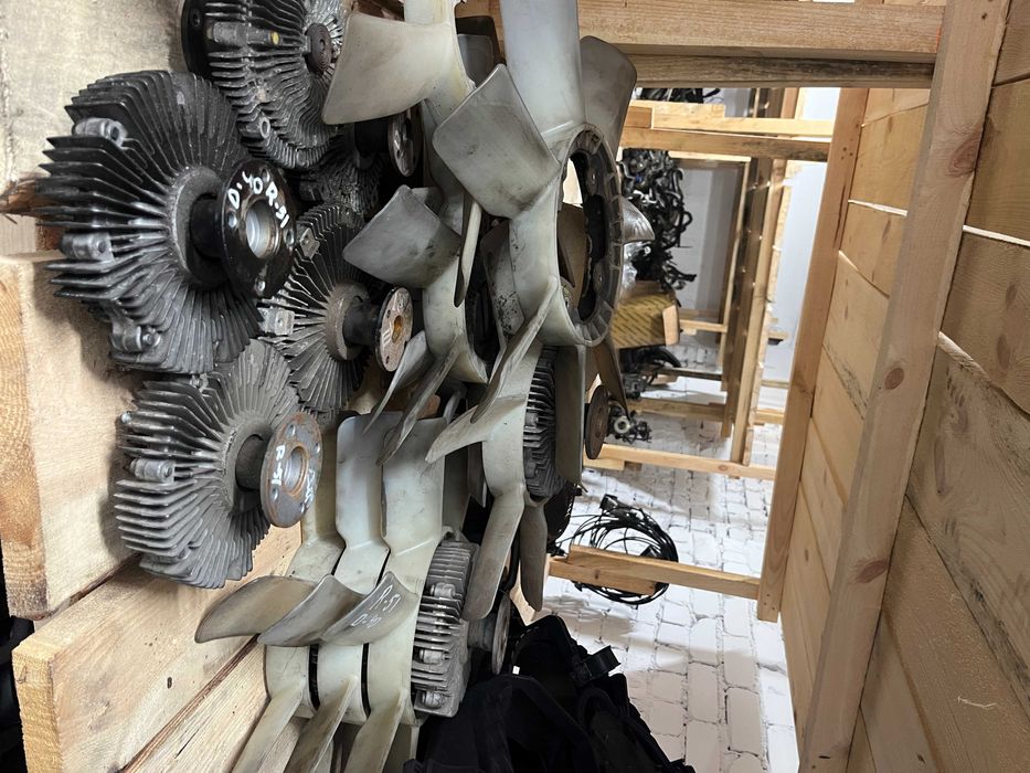 Крильчатка вентилятора радіатора Nissan Navara D40 Pathfinder R51