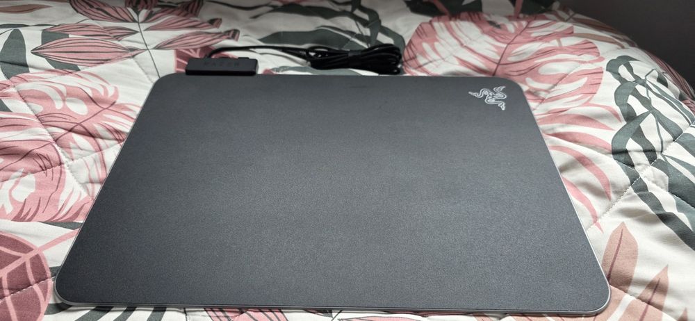 Podkładka pod mysz Razer Firefly V2 RGB