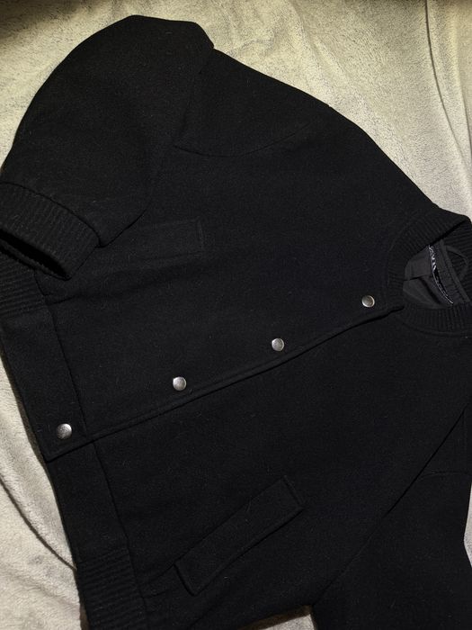 Бомбер zara xs-s