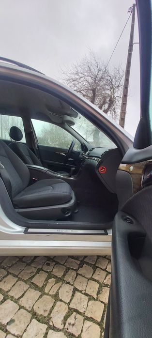 Mercedes-Benz E220 cdi
