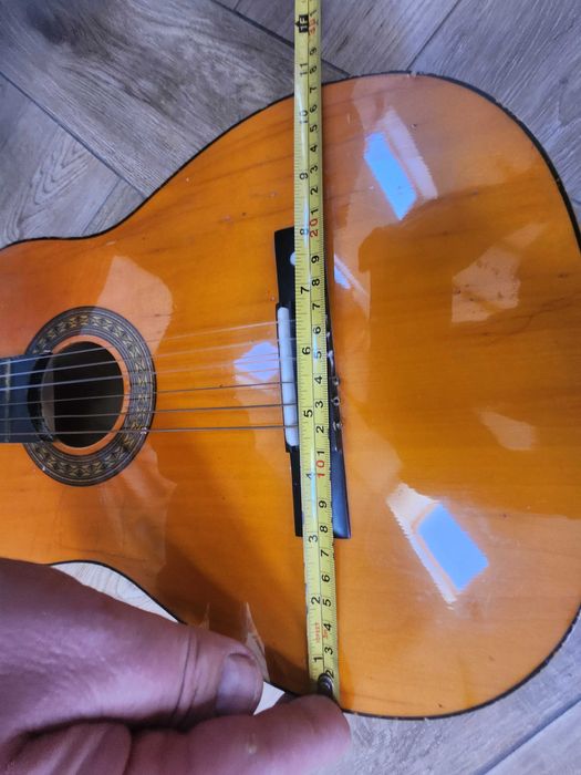 Gitara mała klasyczna dla dziecka używana stan dostateczny