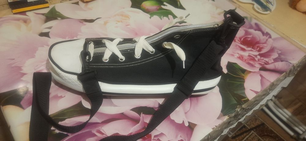 Сумка через плече