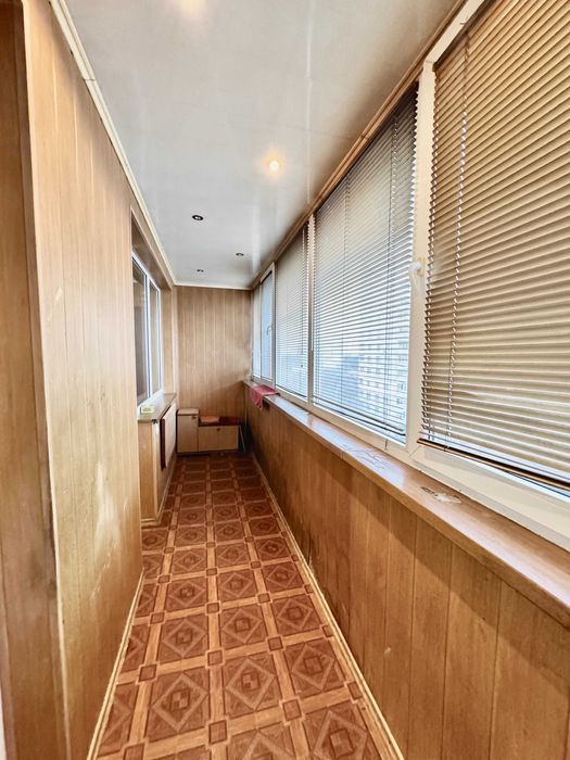 Продам 1к улучшенку, Роганский жил массив, возле Класса.