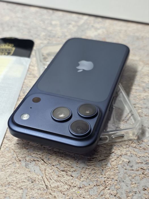 Apple 17 Pro 256 gb