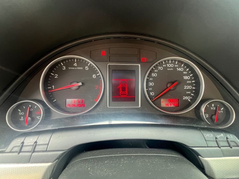 AUDI Audi A4 2002 VIN WAUZZZ8E82A298034 фото оголошення 5 з 13