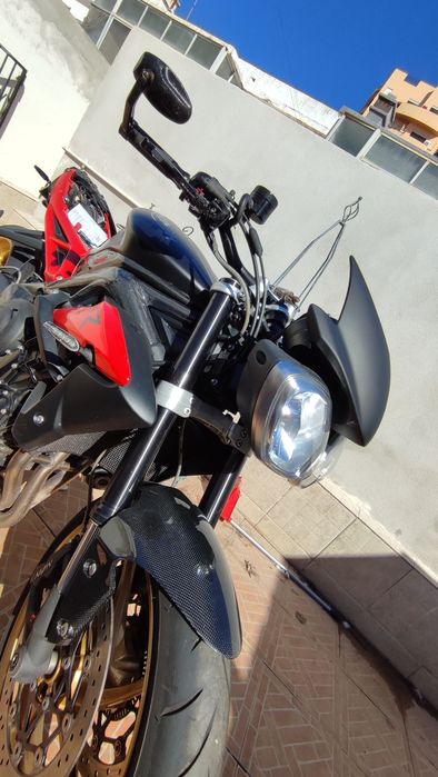 Triumph street triple R