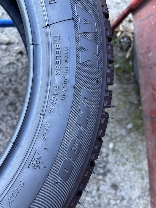 185/55/15 R15 Brigestone Blizzak LM-30 зима 2 шт