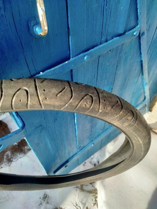 Продам покрышку maxxis