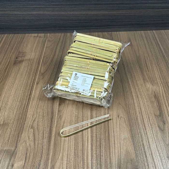 Pinça natural em bambu