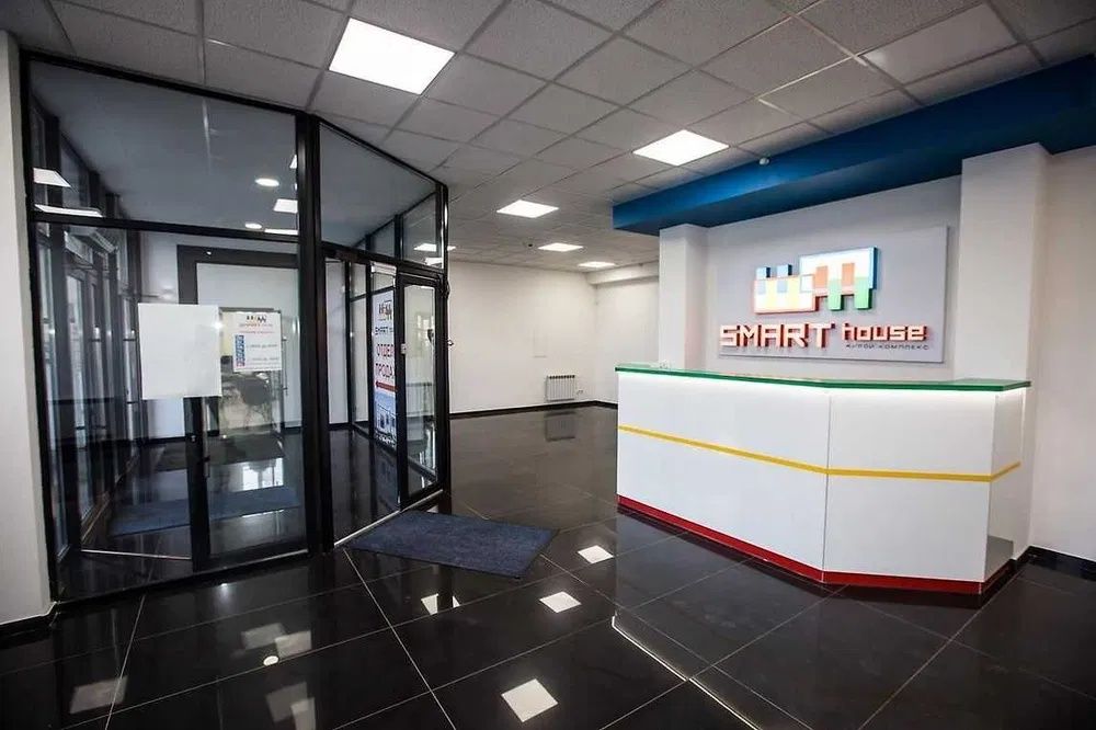 Добова оренда, 1 зупинка від станції метро «Берестейська» — нова студія. Є власне укриття!