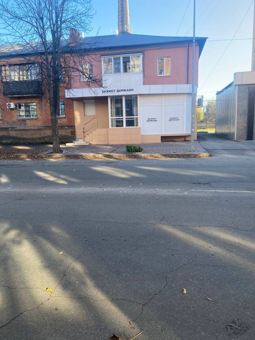 Здам в аренду  магазин в цетрі міста