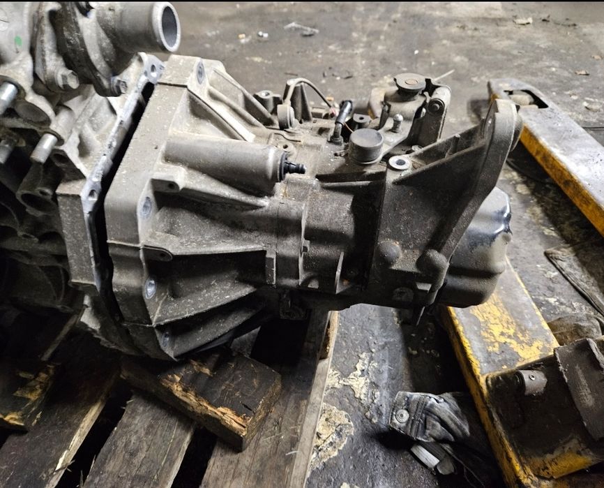 Коробка передач мкпп Suzuki Sx4 1.6 БЕНЗИН M16A 2006