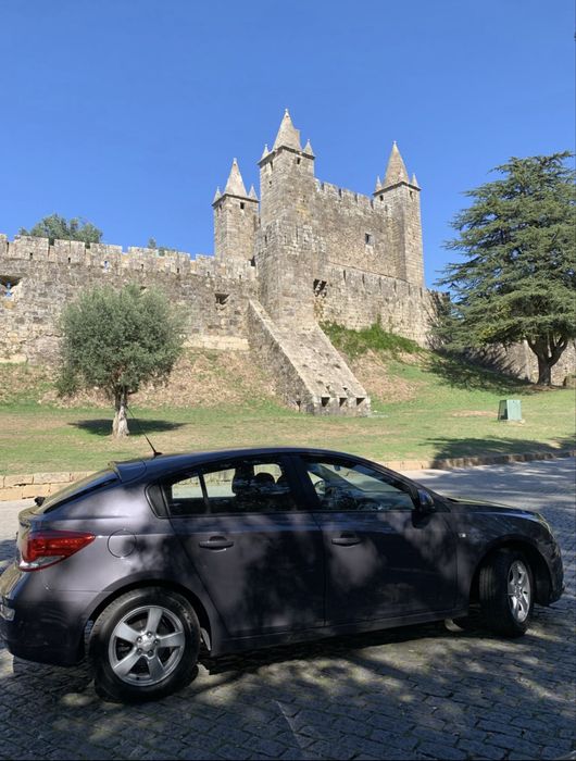 Chevrolet Cruze 1.6 LT Hatchback — 2011