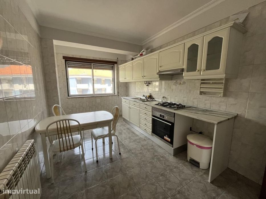 Apartamento T3+1 no centro da Guarda