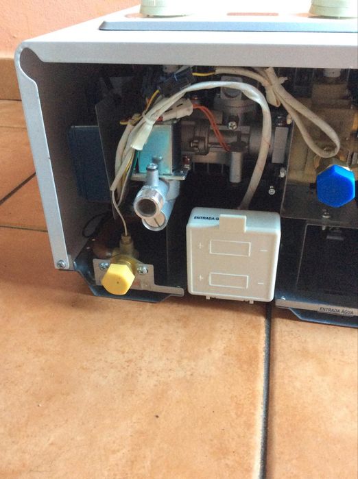 Vendese esqentador novo