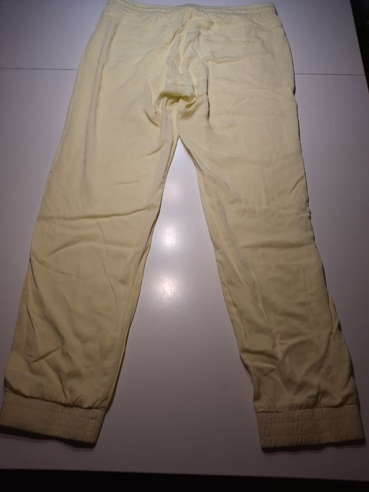 Spodnie damskie 42 Reserved