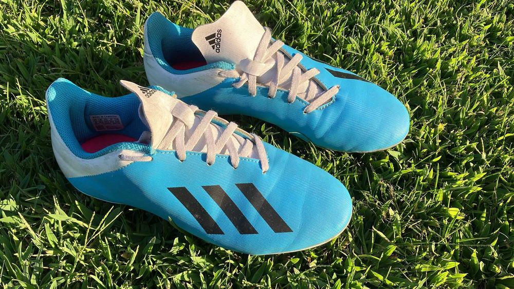 Chuteiras Adidas FxG J - 37