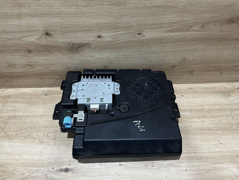 Оригінальний сабвуфер підсилювач tlm1811 Honda CR-V CRV 3 Хонда ЦРВ 3