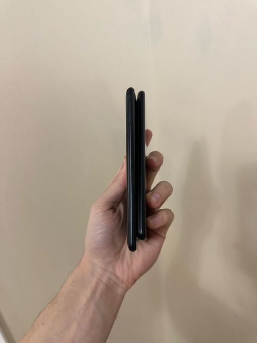 Sharp C10 4/64 GB Dual-SIM!