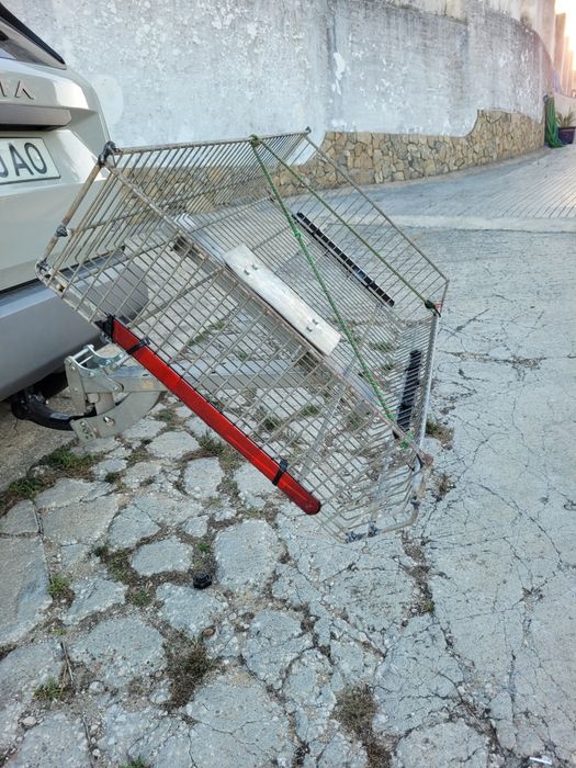 Caixa caça para engate bola reboque