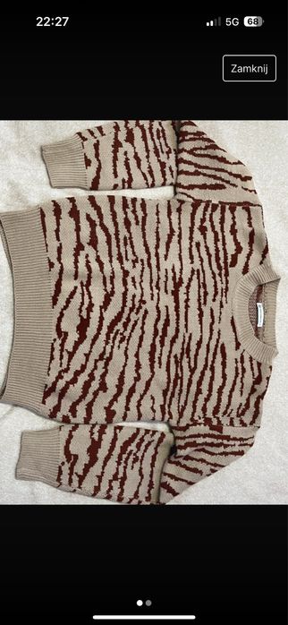 Damski brązowy sweterek w paski