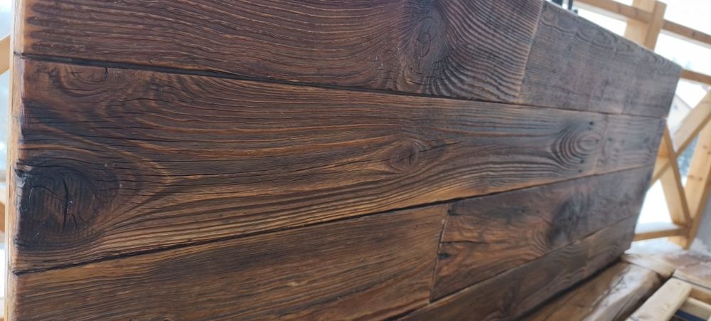 Łóżko ze starych bali drewnianych 160x200