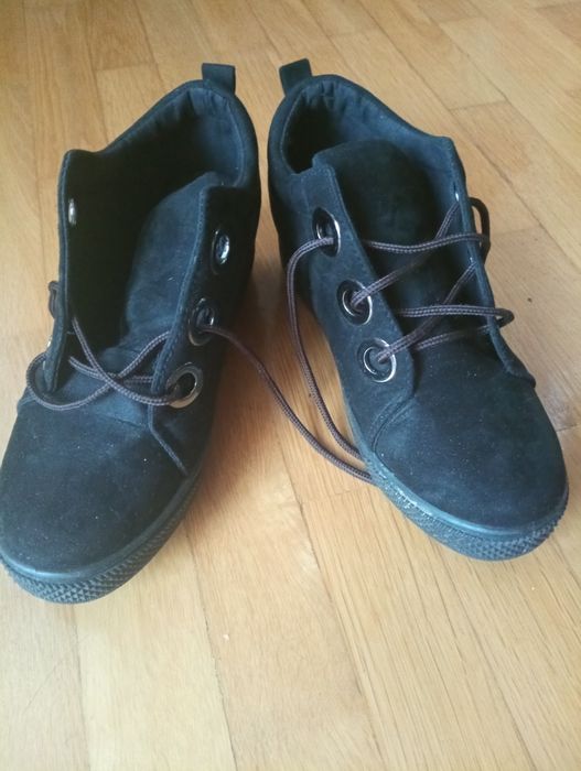 Buty damskie,sportowe roz. 38.
