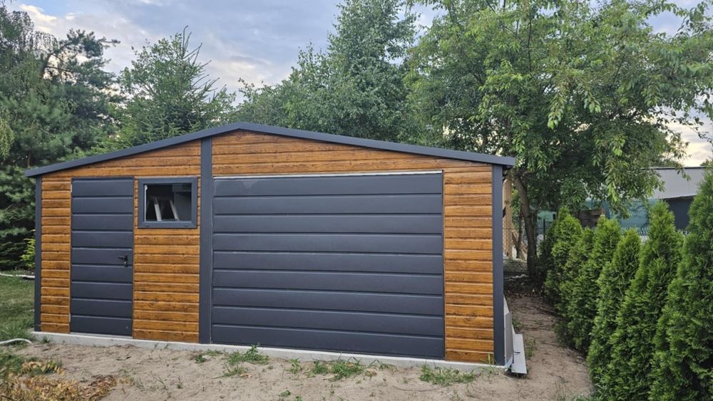 Garaz blaszak 8x6 Grafit mat  bramy złoty dąb