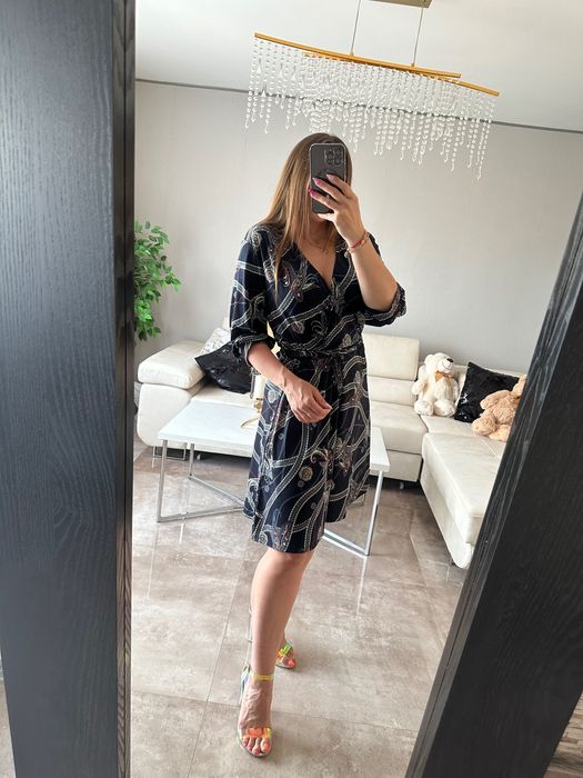 Kopertowa sukienka we wzory H&M L