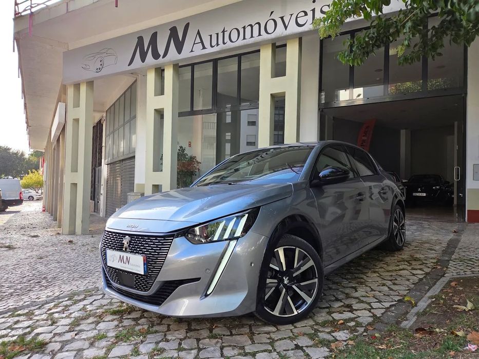 Peugeot 208 1.2 PureTech GT Line EAT8