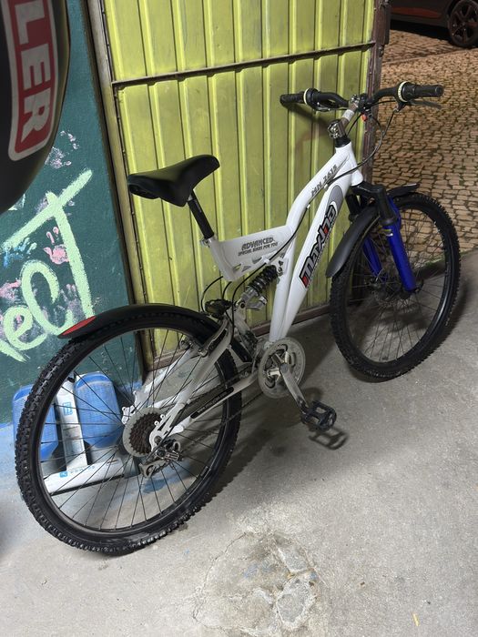 Vendo bicicleta com amortecedor