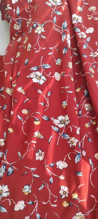 Жіноча сукня на весну