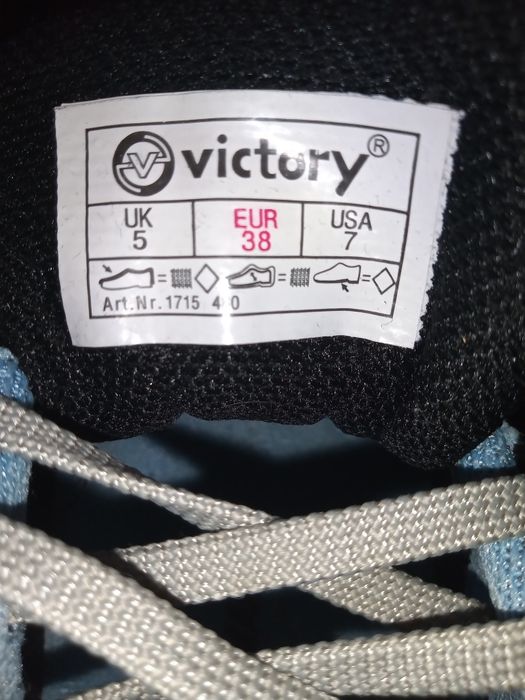 Buty Victory roz. 38