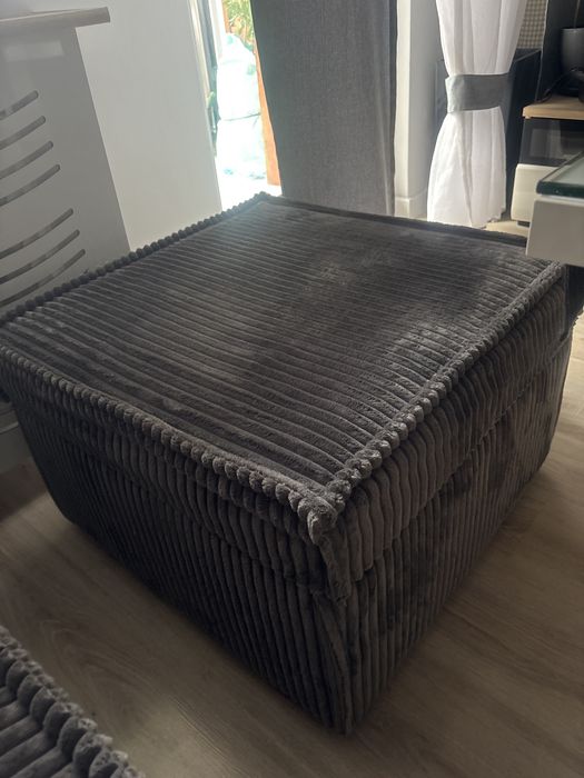 Puf 60x60 ze sztruksowej tkaniny