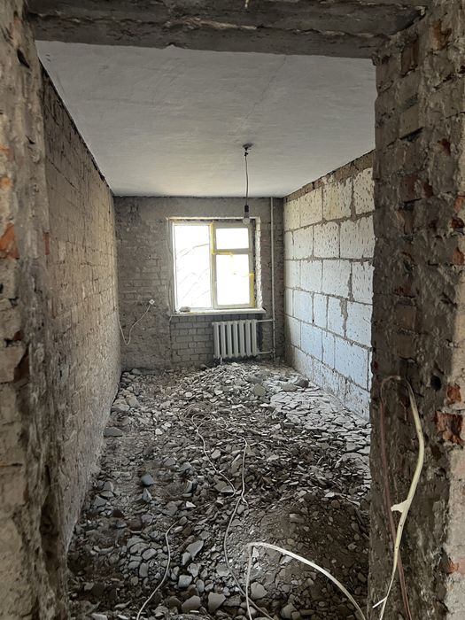 Мягка покрівля,демонтаж, стяжка підлоги,  штукатурка стін Миколаїв