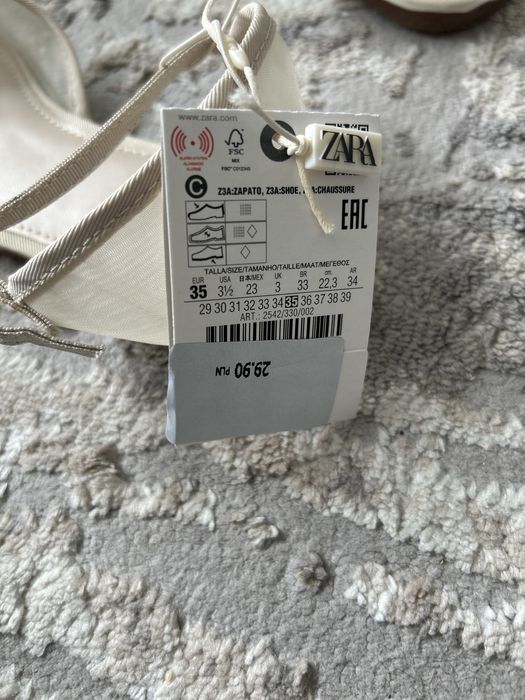 Zara nowe balerinki z zapięciem