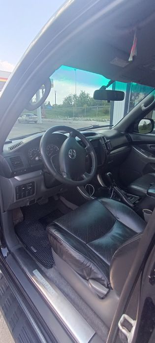 Toyota land cruiser prado 120